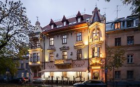 Готель Шопен